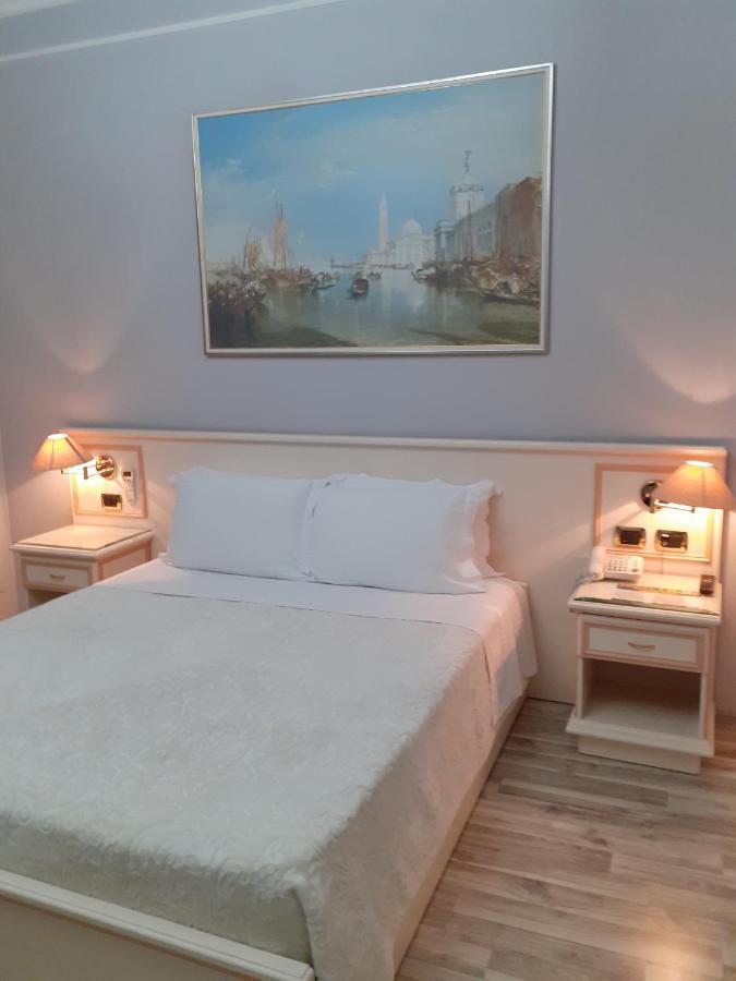 Hotel Guri Elbasan Exteriér fotografie
