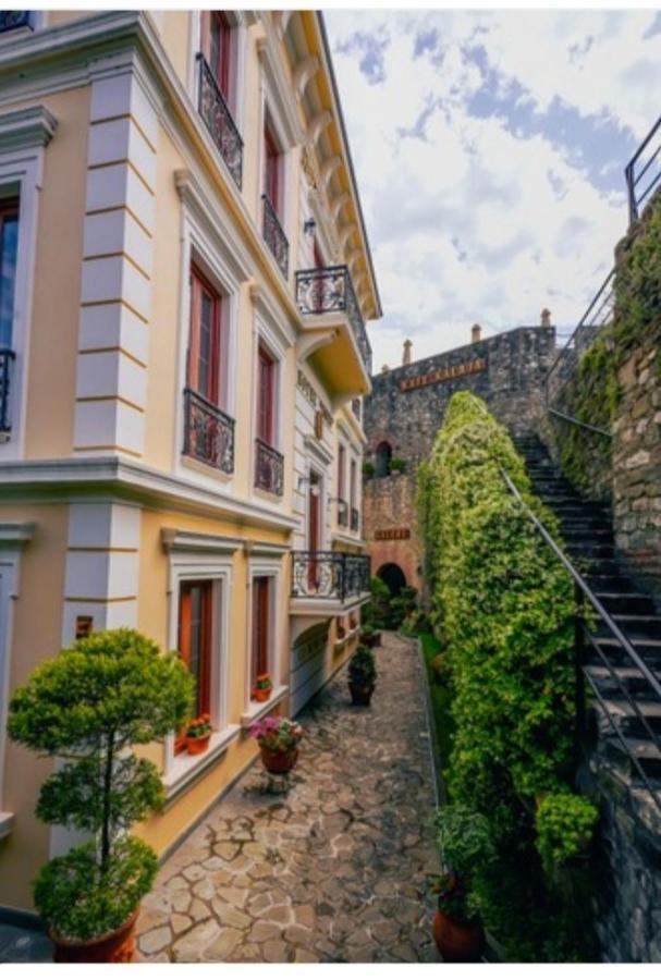Hotel Guri Elbasan Exteriér fotografie