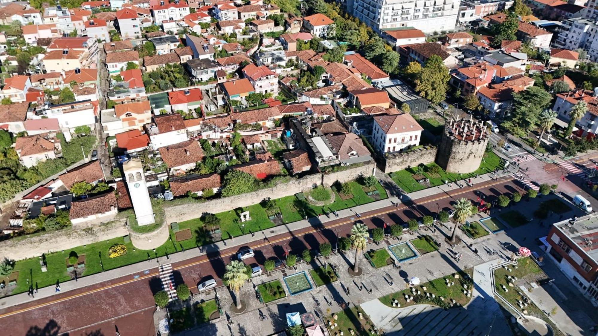 Hotel Guri Elbasan Exteriér fotografie